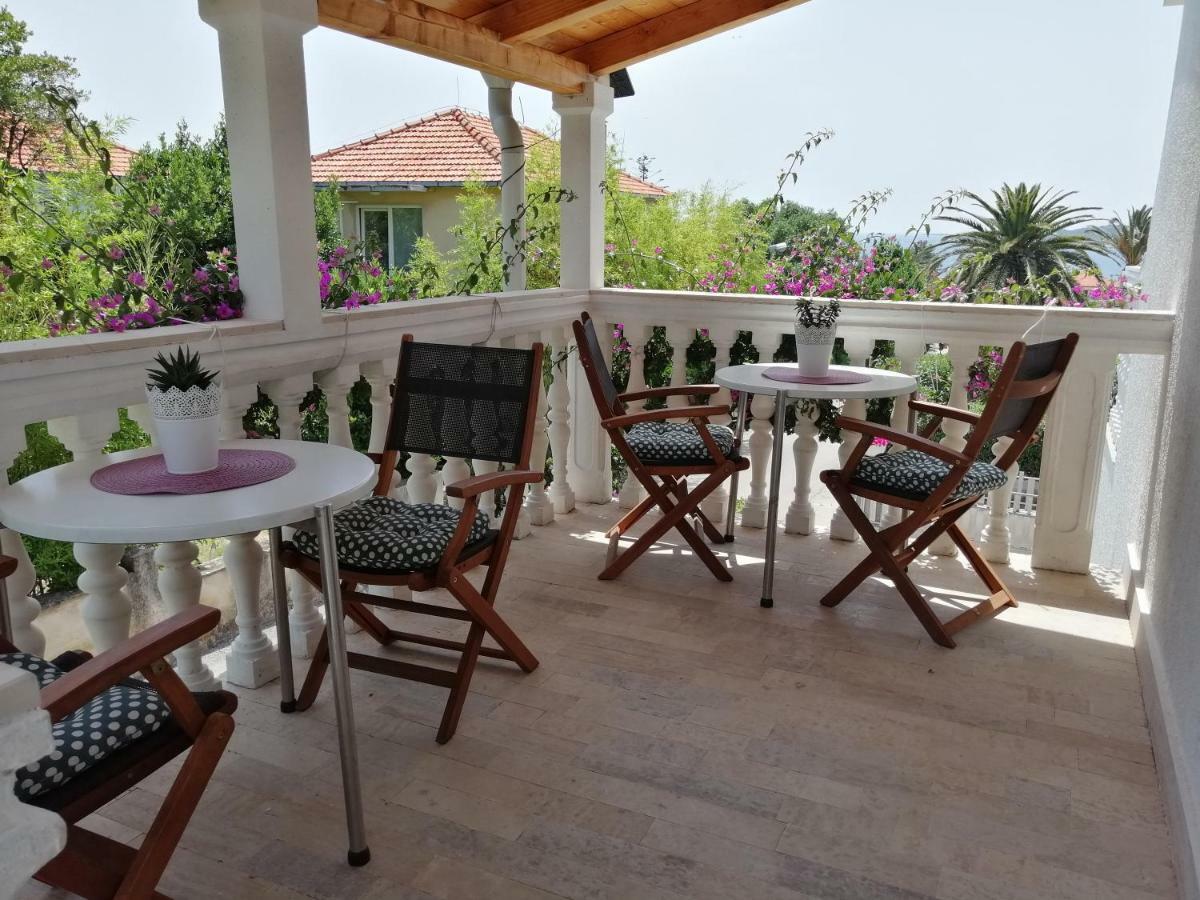 Apartments Kati Оребич Экстерьер фото